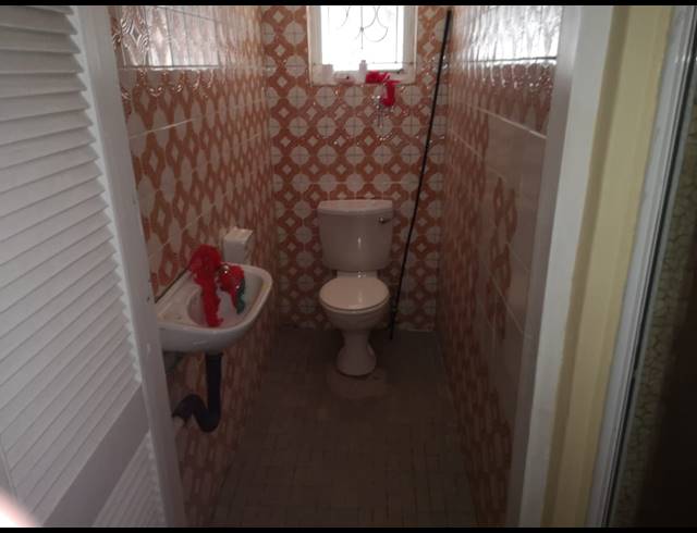 5 BEDROOM HOUSE FOR SALE IN GREENWOOD PARK
